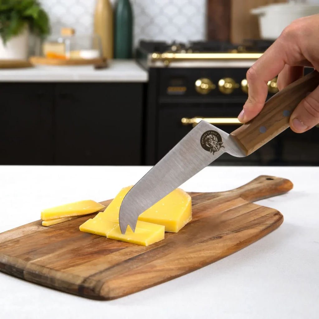Which Cheese Knife for Which Cheese?