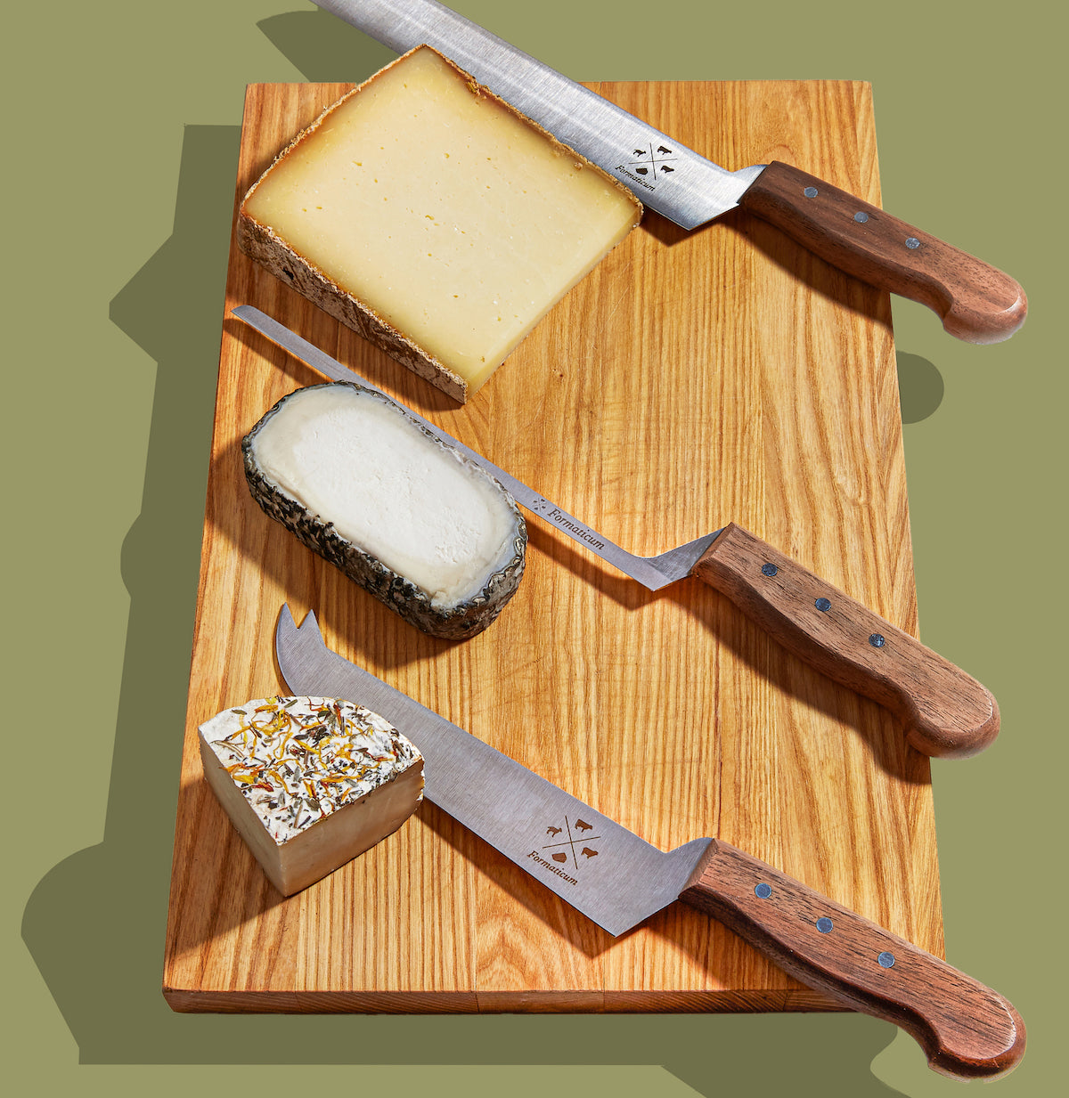 Cheese Knife 101: A Guide to Cheese Knives