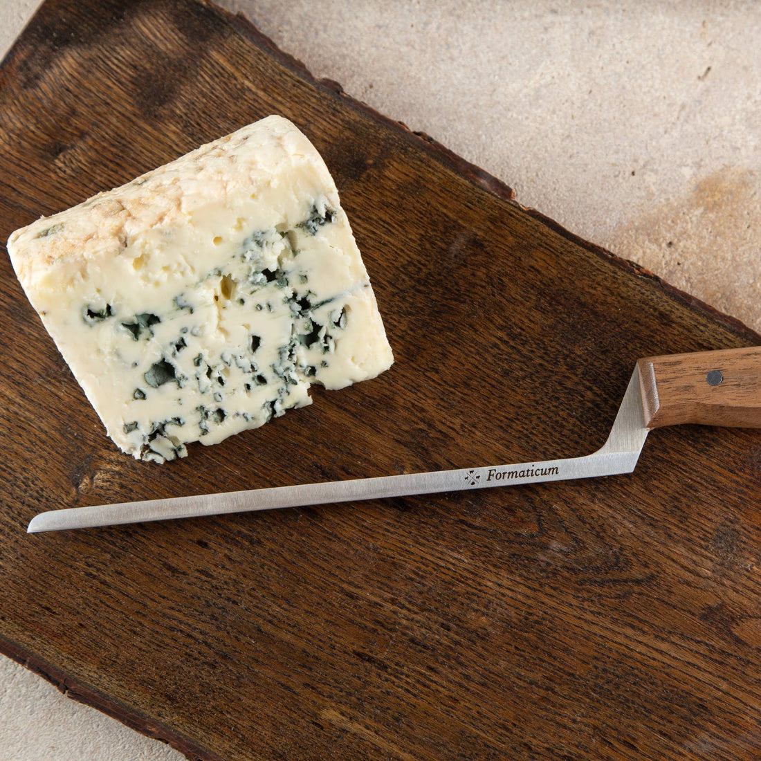 Professional Blue Cheese Knife - Walnut Handle