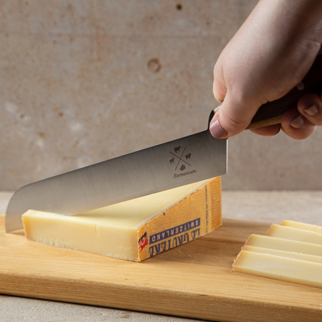 Couteau à fromage professionnel 1 main 25 cm